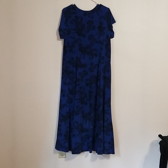 Plus sized! Floor length maxi dress - Picture 2 of 3